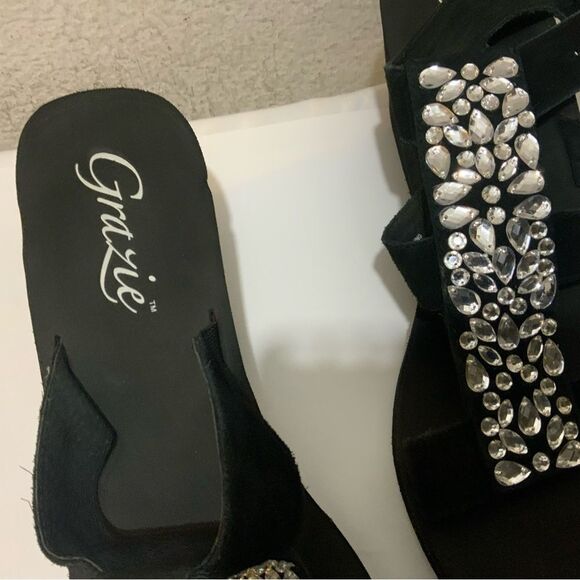 Grazie Embelished Platform Black Sandals 11 - Picture 5 of 12